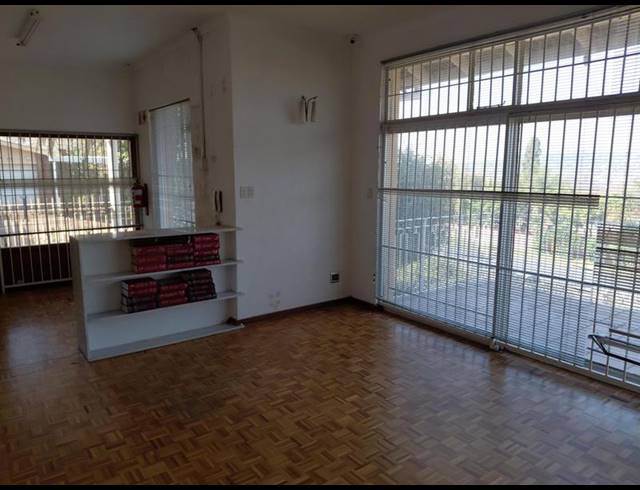 3 BEDROOM HOUSE FOR SALE IN OBSERVATORY